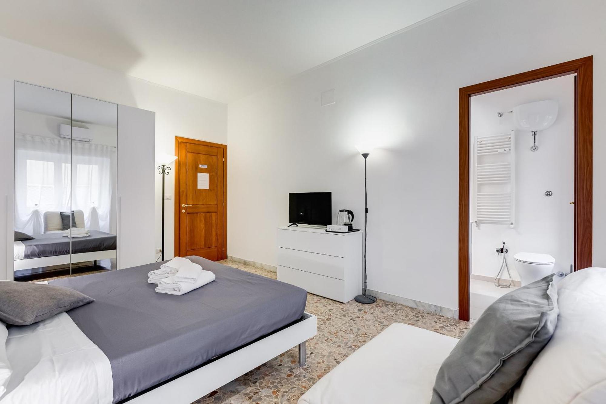 Trastevere Homestay Rzym Zewnętrze zdjęcie